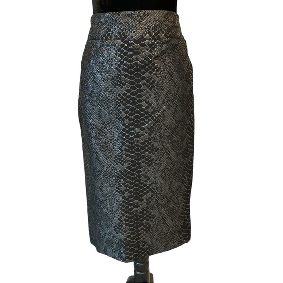 Penta Metallic Reptile Print Pencil Skirt - Picture 2 of 7